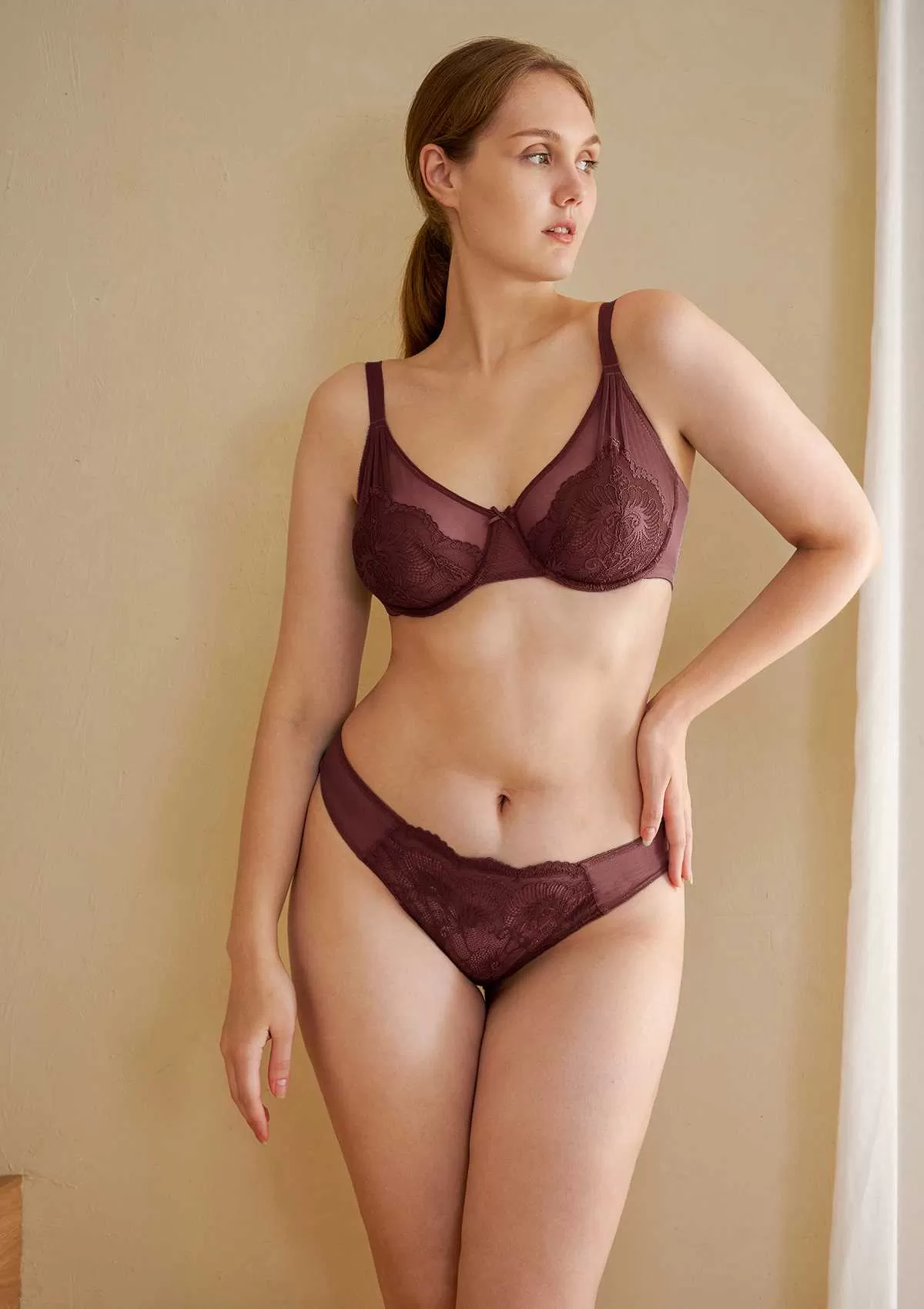 Amaryllis Lace Minimizer Bra