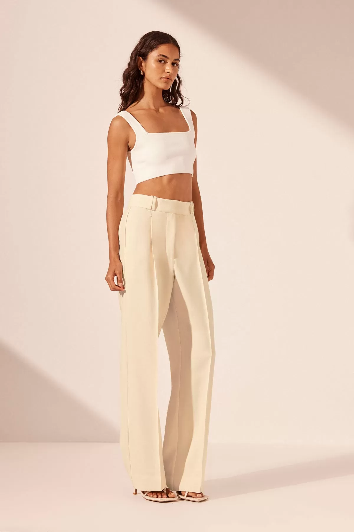 BASIC SQUARE NECK CROP TOP - IVORY