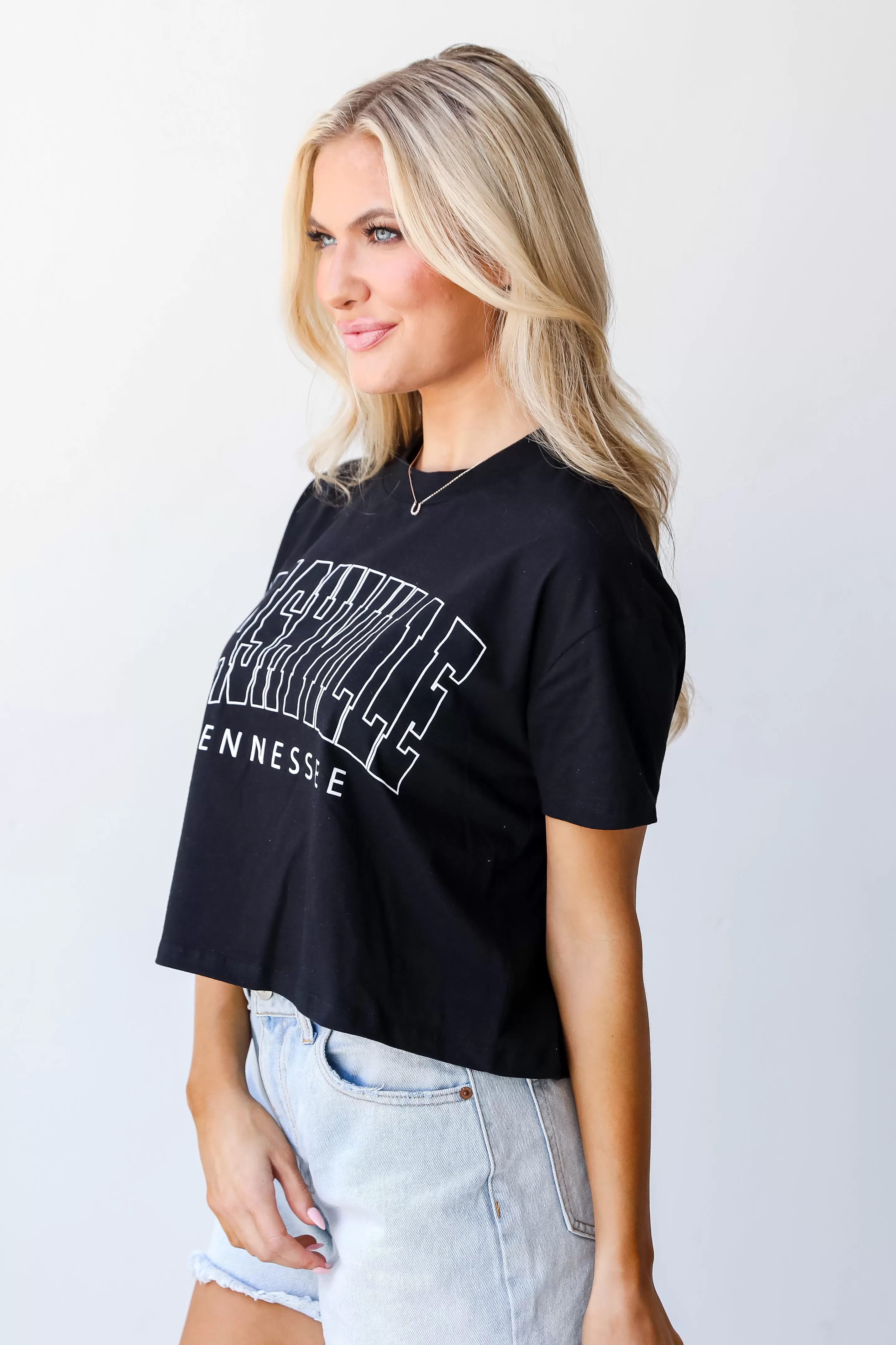 Black Nashville Tennessee Cropped Tee