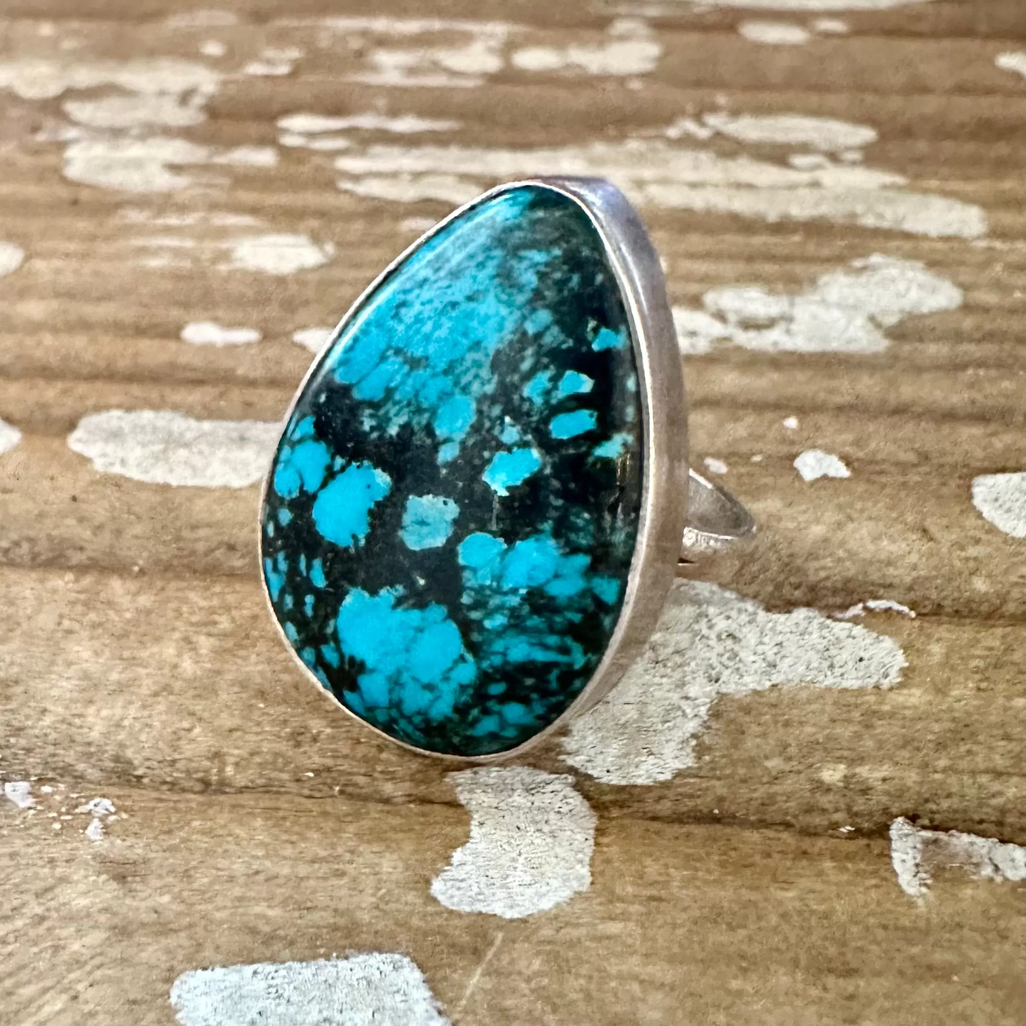 CRIES IN TURQUOISE Large Sterling Silver & Turquoise Ring  Size 6 1/2