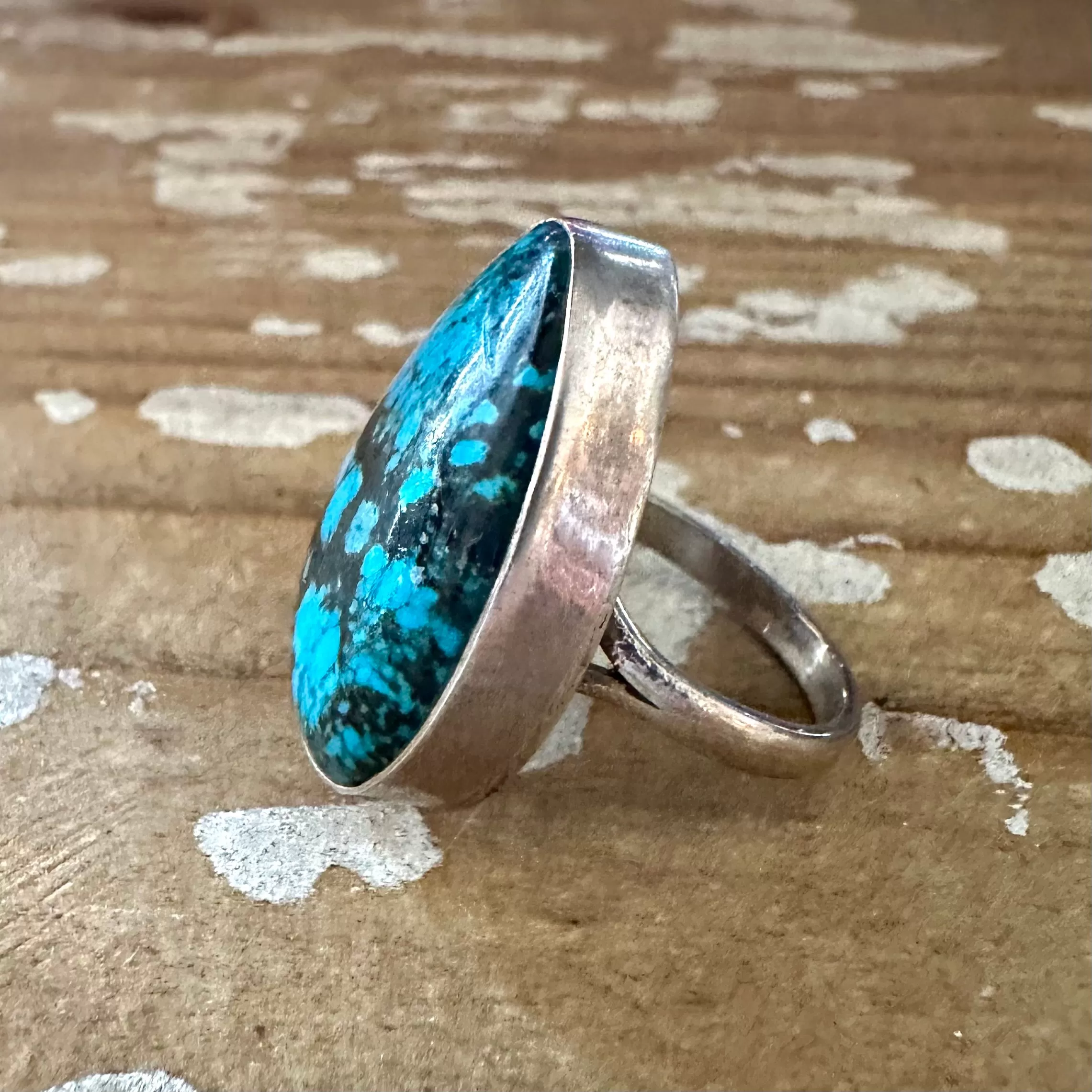 CRIES IN TURQUOISE Large Sterling Silver & Turquoise Ring  Size 6 1/2