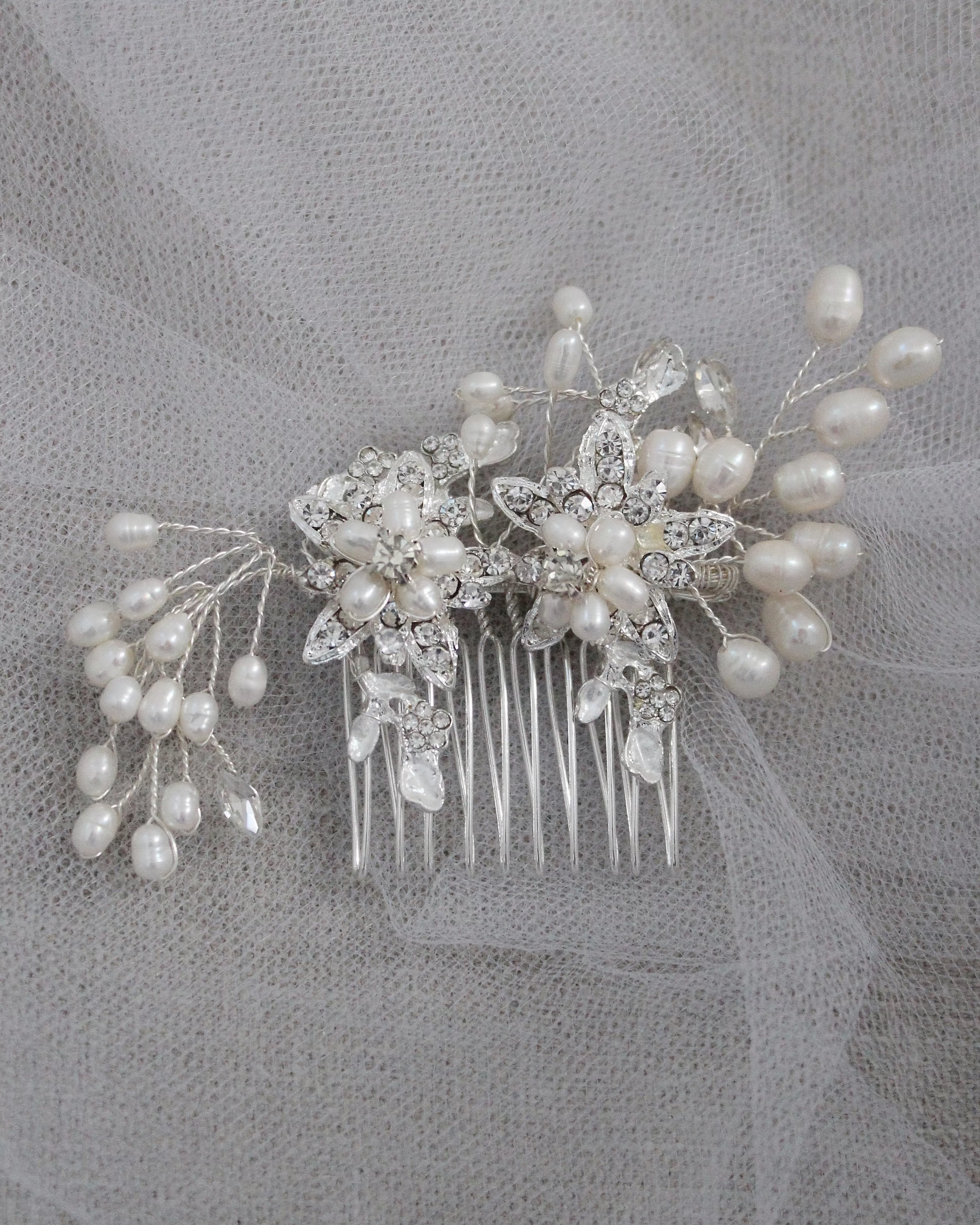 Flower Rhinestones with Pearls Mini Hair Comb