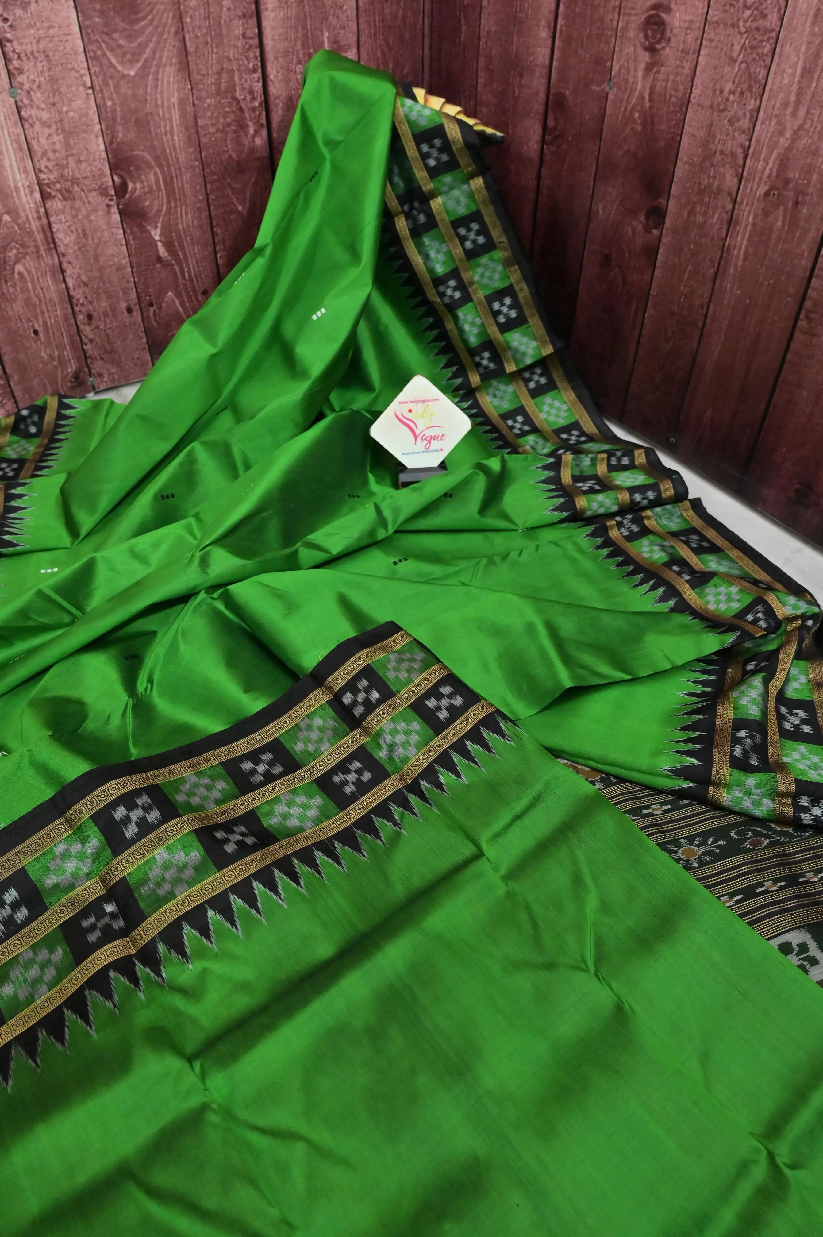 Green and Black Color Sambalpuri Saree with Double Pasapalli Border