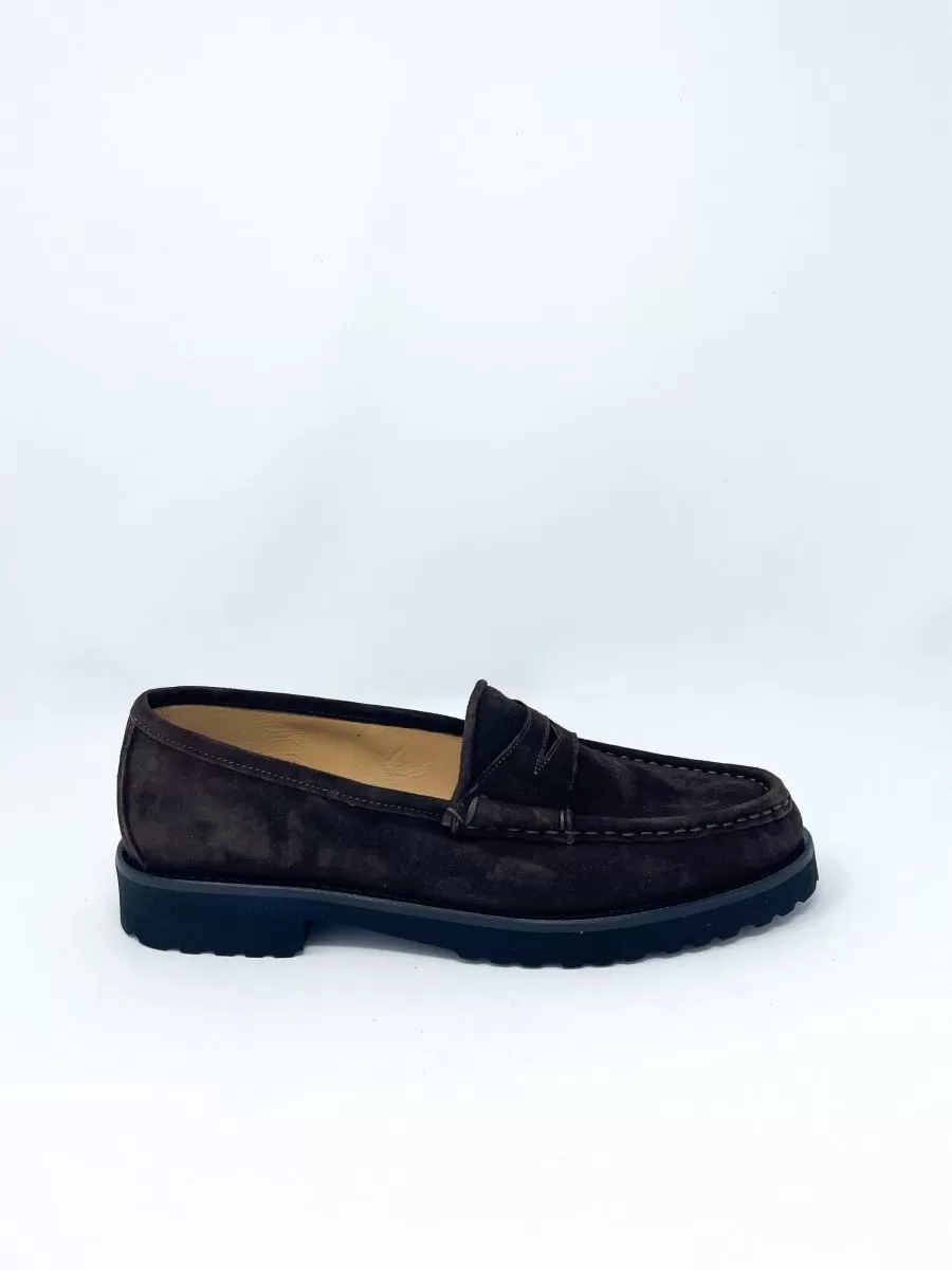 Lug Sole Loafer in Chocolate Suede