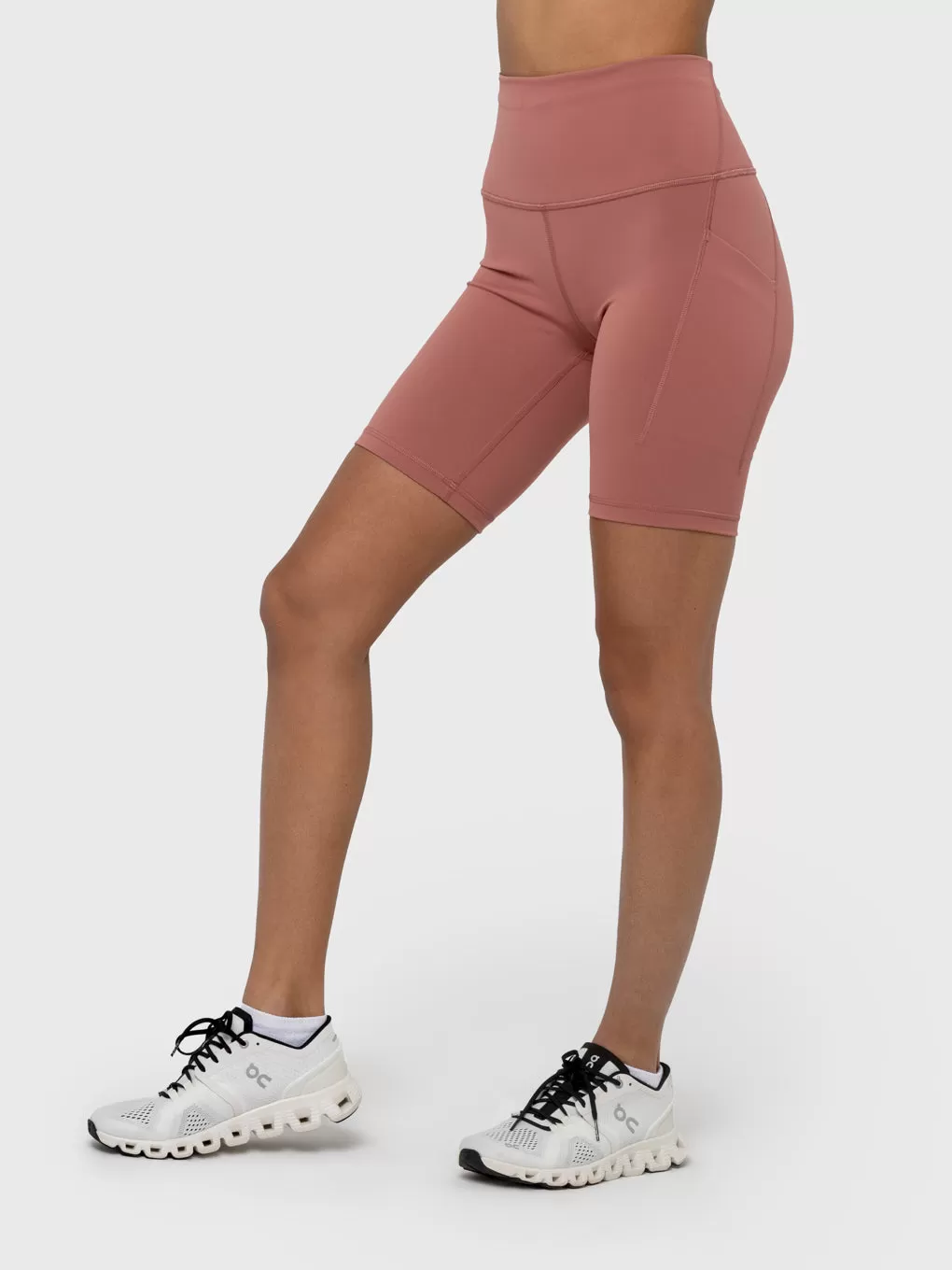 LULULEMON BRIAR ROSE WUNDER TRAIN 8IN SHORT