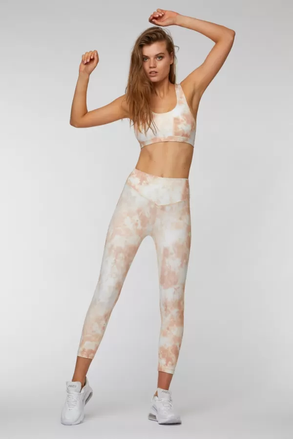 L'urv Activewear |  Solar Mist Crop - Apricot