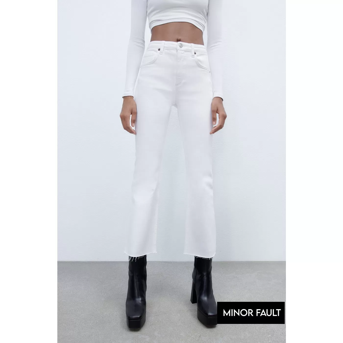 (Minor Fault) White Crop Flare Jeans