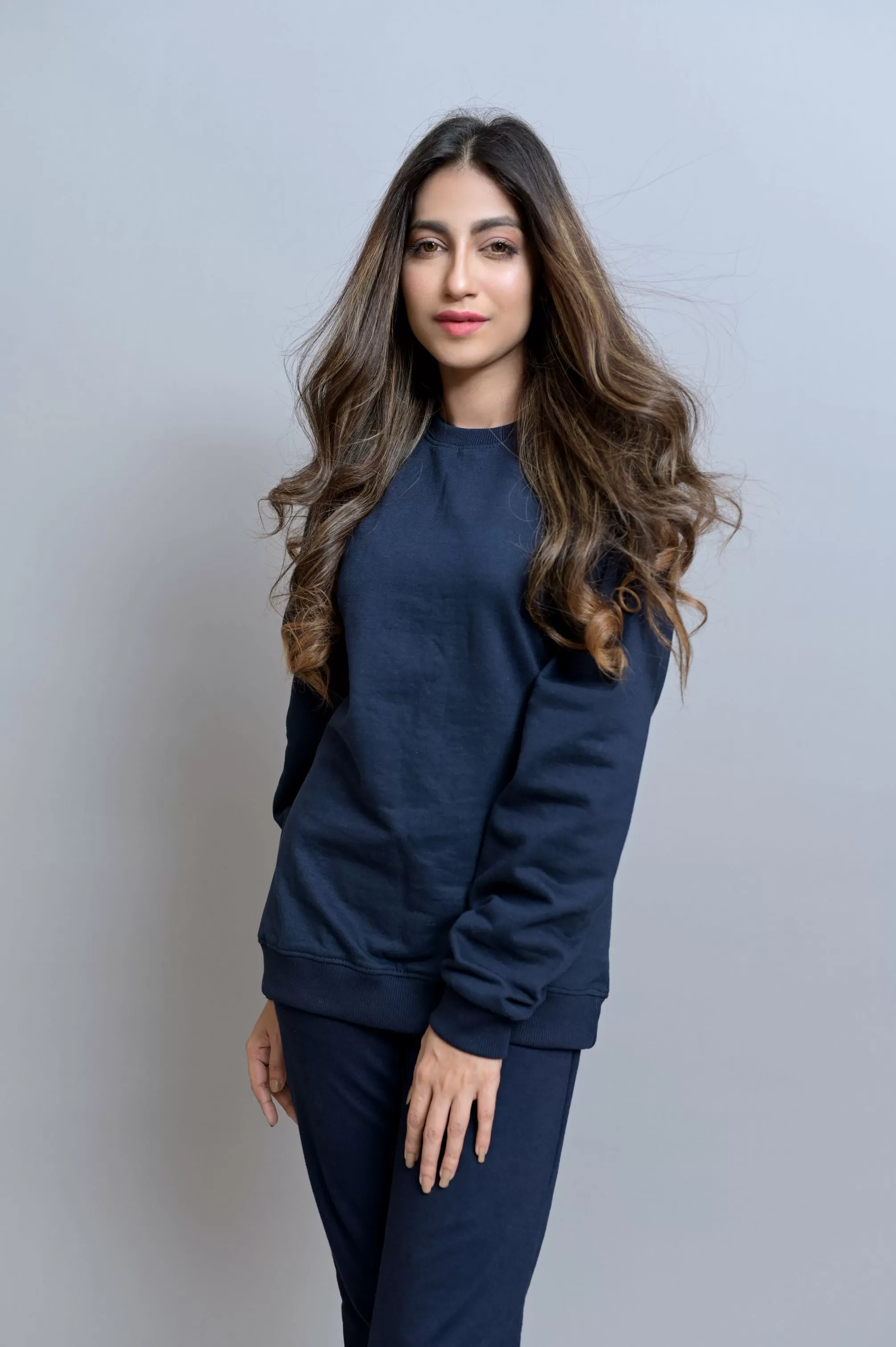 Navy Blue Basic Sweatshirt