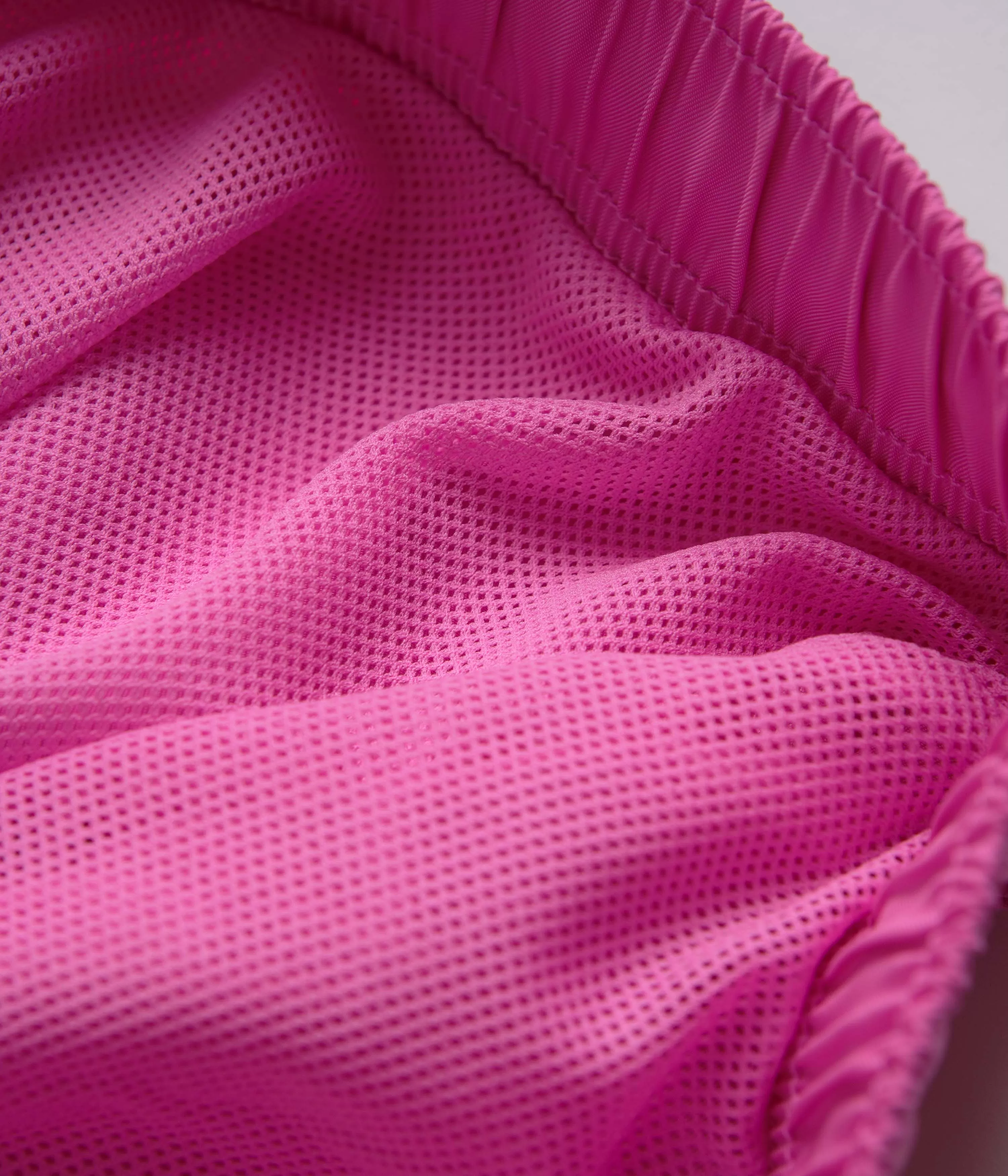 Nike Club Woven Flow Shorts - Playful Pink / White