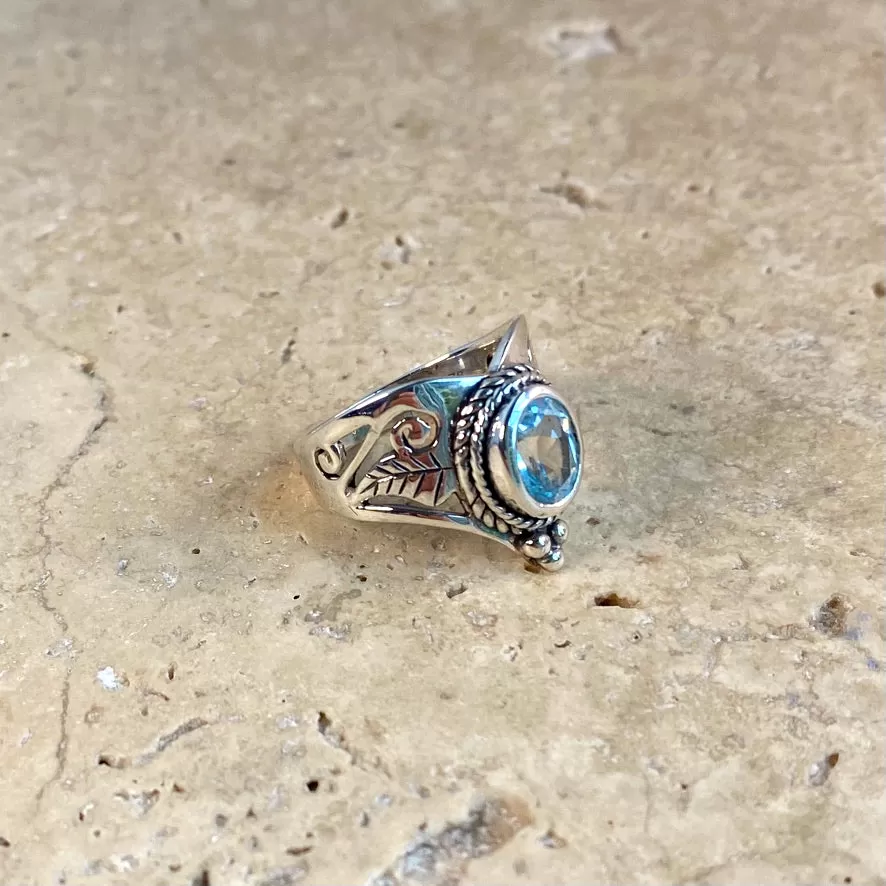 Topaz Ring - Raya