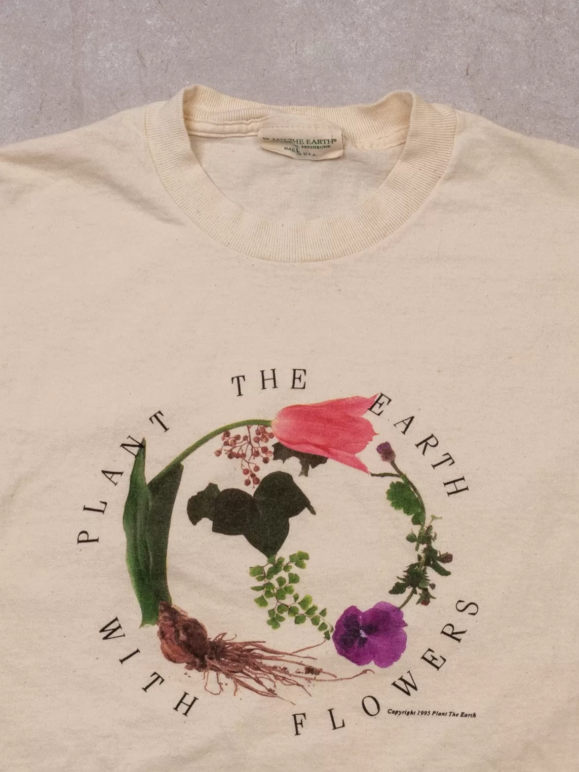 Vintage '95 Cream Plant The Earth With Flowers Single Stitch Tee (M/L)