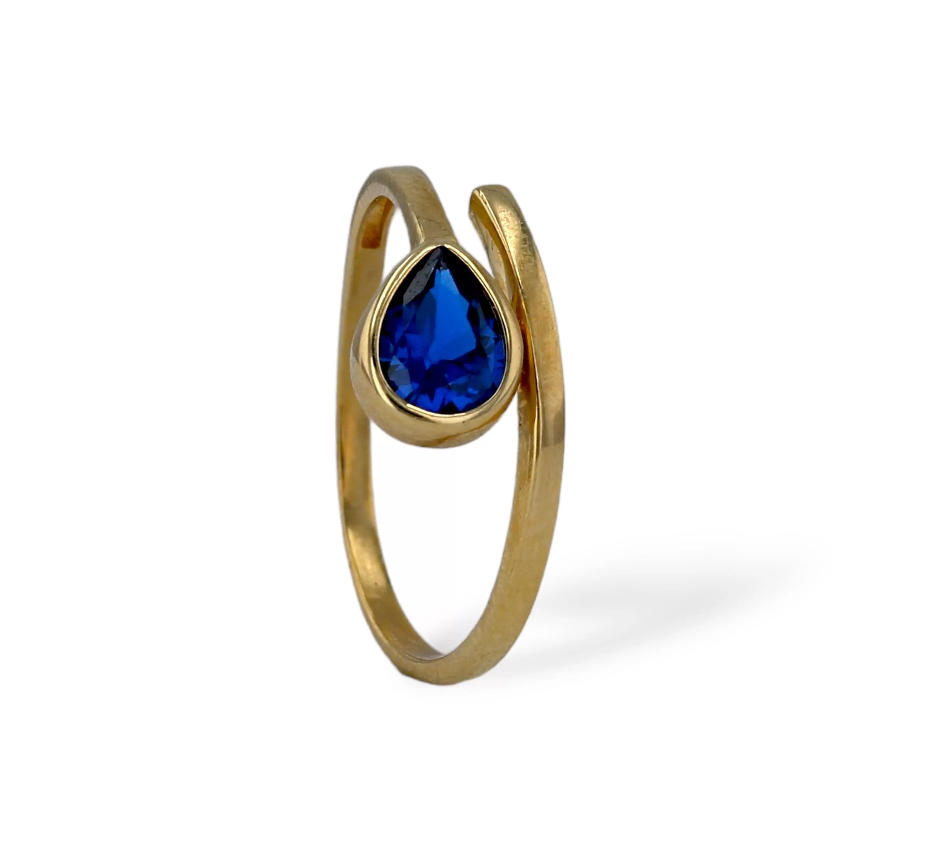 Yellow gold 10k blue drop ring